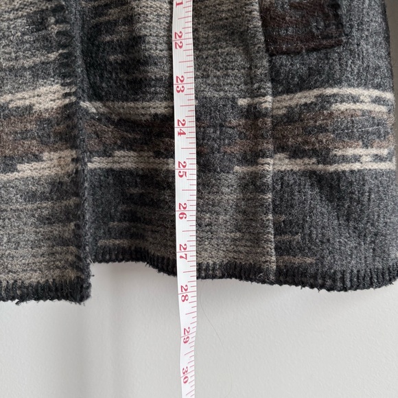 Woolrich Gray and Brown Patterned Utility Jacket - Picture 6 of 11